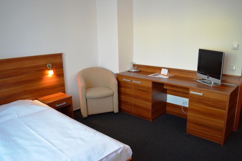 Doppelzimmer mit Zugang zum Wasserpark und zur Sauna