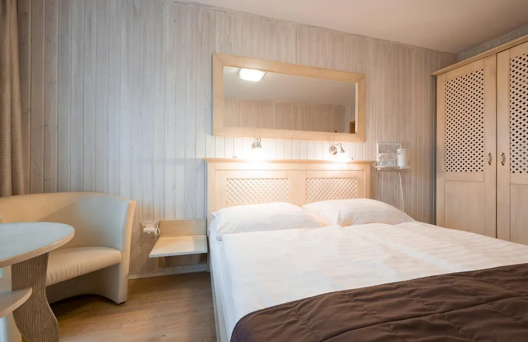 Hotel Maxant-1
